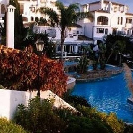 Benalmadenapartments Bbq Evita Beach Club Rum bild