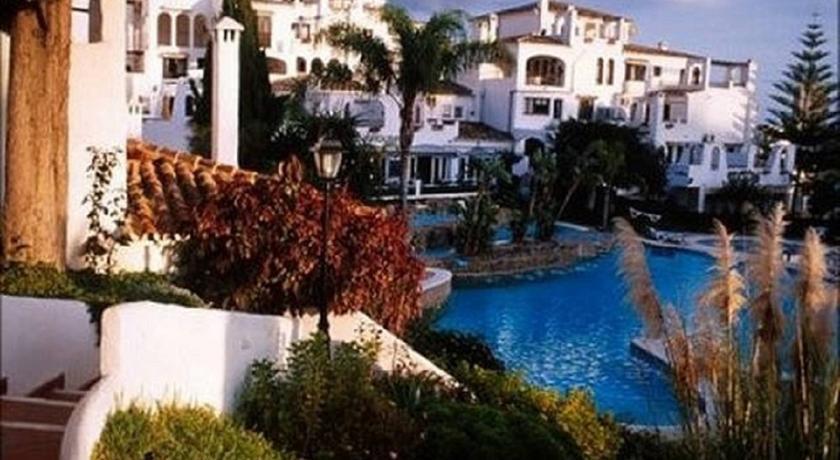 Benalmadenapartments Bbq Evita Beach Club Rum bild